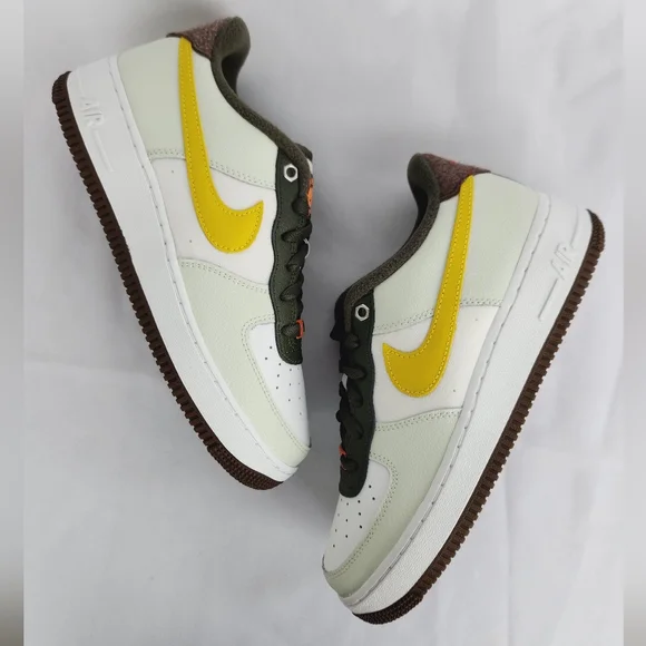 Nike Shoes Womens Nike Air Force Cactus Lv8 Gs Vivid Sulfur